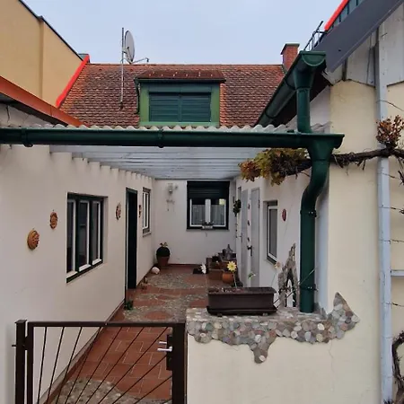 Holiday home - Gemuetlich Und Traditionell Auf 90 M2