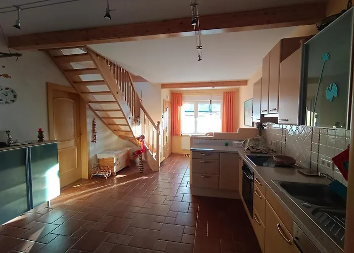 Ferienhaus - Gemütlich Und Traditionell Auf 90 M2 Fuerstenfeld